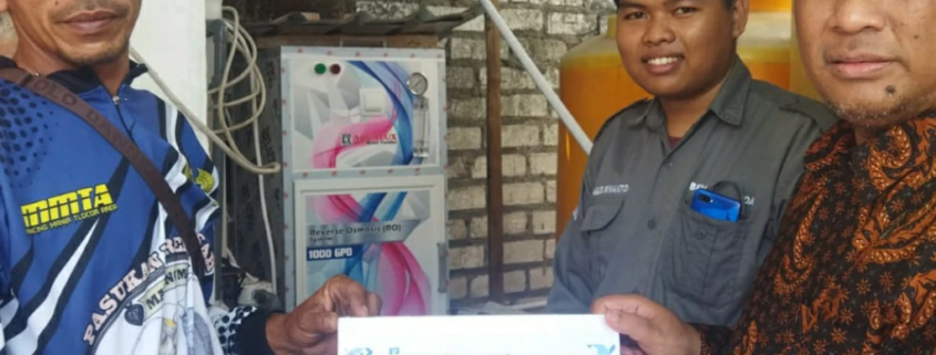 BEM Teknik Unusida Hibahkan Alat WTP dan RO Bagi Warga di Kampung Nelayan, Kedungpandan, Jabon, Sidoarjo 1