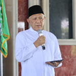 KH Abdul Hakim Mahfudz atau Gus Kikin saat menyampaikan Kuliah Umum di Unusida (Foto: Humas Unusida)