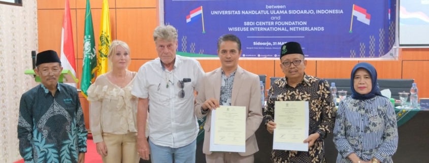 Momen Penandatanganan MoU antara Unusida dengan SBDI Center Foundation Wiseuse International, Netherland (Foto: Humas Unusida)